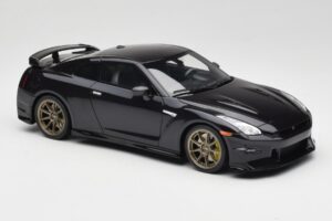 Nissan GT-R R35 Takumi Edition Midnight Purple GT Spirit 1:18 GT932 Resin — Bild 4 von 6