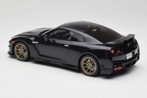 Nissan GT-R R35 Takumi Edition Midnight Purple GT Spirit 1:18 GT932 Resin — Bild 5 von 6