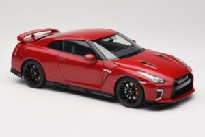 Nissan GT-R R35 Track Edition NISMO Vibrant Red MotorHelix 1:18 M83511 Druckguss — Bild 6 von 8