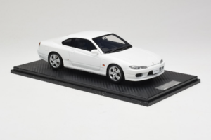 Nissan Silvia S15 Spec-S Weiß Cracked Plexi One Model 1:18 REMC034 Druckguss — Bild 4 von 7