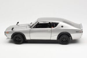 Nissan Skyline 2000 GT-R KPGC110 Silber Kyosho 1:18 08255S Druckguss — Bild 4 von 8