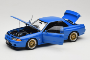 Nissan Skyline GT-R R32 V-Spec II Tuned Blau AUTOart 1:18 77415 Druckguss — Bild 2 von 8