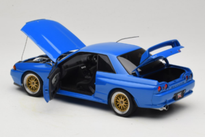 Nissan Skyline GT-R R32 V-Spec II Tuned Blau AUTOart 1:18 77415 Druckguss — Bild 5 von 8
