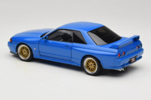 Nissan Skyline GT-R R32 V-Spec II Tuned Blau AUTOart 1:18 77415 Druckguss — Bild 7 von 8