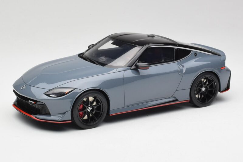 Nissan Z RZ34 NISMO Stealth Grau GT Spirit 1:18 GT484 Resin