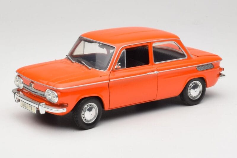 NSU 1000 TT Orange Revell 1:18 08884 Druckguss