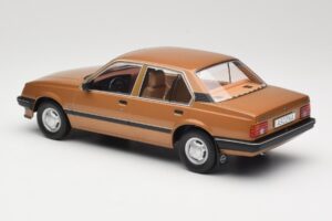 Opel Ascona C Berlina Beige Metallic MCG 1:18 MCG18459 Druckguss — Bild 5 von 6