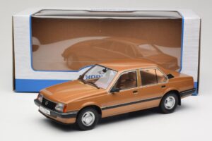 Opel Ascona C Berlina Beige Metallic MCG 1:18 MCG18459 Druckguss — Bild 6 von 6
