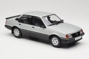 Opel Ascona C SR Silber MCG 1:18 MCG18460 Druckguss — Bild 4 von 6