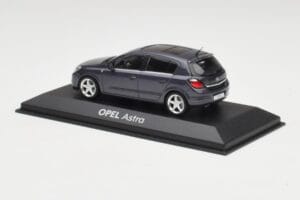 Opel Astra H Dunkelblau Minichamps 1:43 B24910027-A1 Druckguss — Bild 3 von 4
