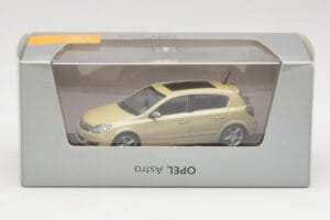 Opel Astra H Gelb Metallic Minichamps 1:43 403043003 Druckguss — Bild 4 von 4