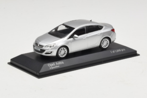 Opel Astra J Silber Minichamps 1:43 410042000 Druckguss — Bild 2 von 5