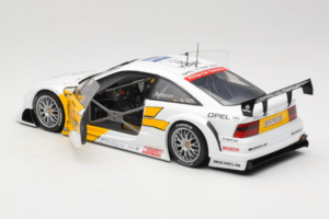 Opel Calibra V6 #21 N. Amorim DTM 1995 UT Models 1:18 180954221 Druckguss — Bild 5 von 8