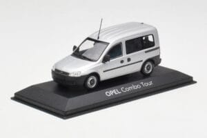 Opel Combo C Silber Minichamps 1:43 COMBO001 Druckguss — Bild 2 von 4