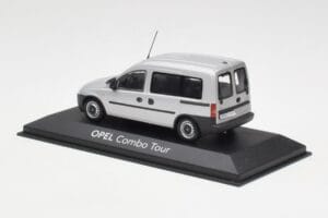 Opel Combo C Silber Minichamps 1:43 COMBO001 Druckguss — Bild 3 von 4