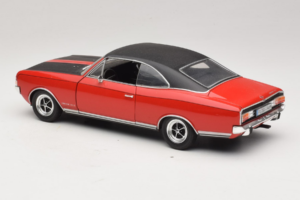Opel Commodore GS/E Rot Revell 1:18 08826 Druckguss — Bild 7 von 8