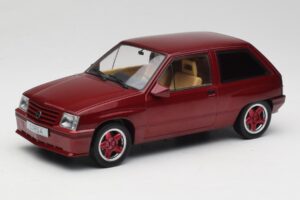 Opel Corsa A Custom Rot MCG 1:18 MCG18433 Druckguss