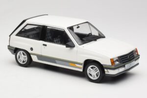 Opel Corsa A Sprint Weiß MCG 1:18 MCG18432 Druckguss — Bild 4 von 6