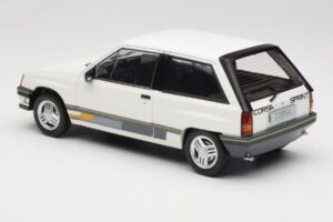 Opel Corsa A Sprint Weiß MCG 1:18 MCG18432 Druckguss — Bild 5 von 6