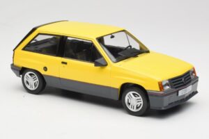 Opel Corsa A SR Gelb MCG 1:18 MCG18431 Druckguss — Bild 4 von 6