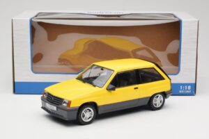 Opel Corsa A SR Gelb MCG 1:18 MCG18431 Druckguss — Bild 6 von 6