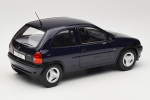 Opel Corsa B Dark Blue Metallic MCG 1:18 MCG18905 Druckguss — Bild 2 von 6
