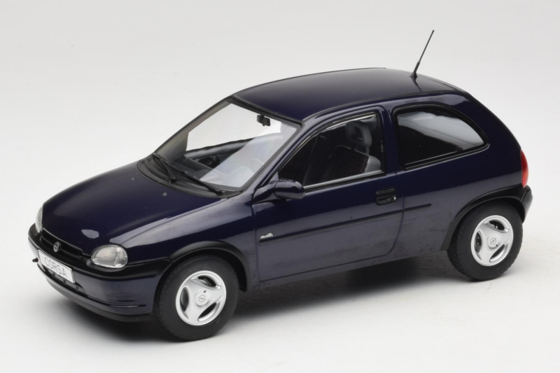 Opel Corsa B Dark Blue Metallic MCG 1:18 MCG18905 Druckguss