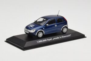 Opel Corsa C 1.5M Made in Eisenach Minichamps 1:43 OPEL003 Druckguss — Bild 2 von 4