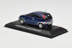 Opel Corsa C 1.5M Made in Eisenach Minichamps 1:43 OPEL003 Druckguss — Bild 3 von 4