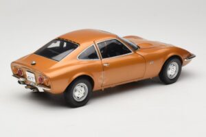 Opel GT Gold Minichamps 1:18 180049025 Druckguss — Bild 3 von 8