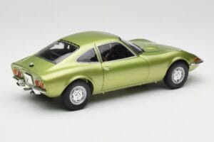 Opel GT Green Metallic Minichamps 1:18 180049029 Druckguss — Bild 3 von 8