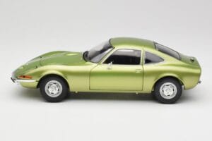 Opel GT Green Metallic Minichamps 1:18 180049029 Druckguss — Bild 4 von 8