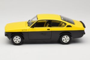 Opel Kadett C GT/E Gelb & Schwarz Minichamps 1:18 180045521 Druckguss — Bild 4 von 8