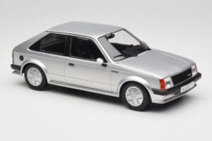 Opel Kadett D GTE Silber MCG 1:18 MCG18533 Druckguss — Bild 4 von 6