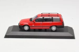 Opel Kadett E Club Kombi Rot Minichamps 1:43 400045910 Druckguss
