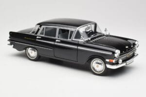 Opel Kapitan P1 Schwarz Revell 1:18 08822 Druckguss — Bild 6 von 8