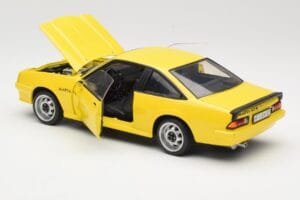 Opel Manta B GT/E Gelb Revell 1:18 08421 Druckguss — Bild 5 von 8