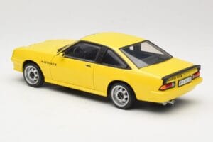 Opel Manta B GT/E Gelb Revell 1:18 08421 Druckguss — Bild 7 von 8