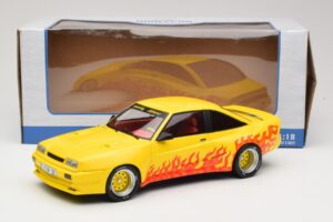 Opel Manta B Mattig Gelb mit Flamme MCG 1:18 MCG18115 Druckguss — Bild 6 von 6