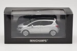 Opel Meriva B Silber Metallic Minichamps 1:43 400040000 Druckguss — Bild 4 von 4