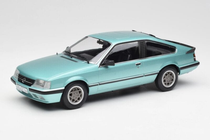 Opel Monza 2.5 E Beryll Grün Norev 1:18 183643 Druckguss