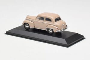 Opel Olympia A Beige Minichamps 1:43 430040404 Druckguss — Bild 3 von 4
