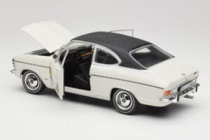 Opel Olympia A Coupe Weiß Schwarz Revell 1:18 08446 Druckguss — Bild 5 von 8