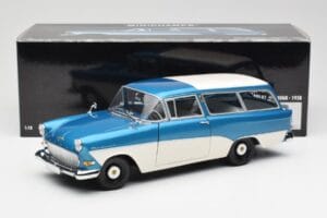 Opel Rekord P1 Caravan Blau Metallic Minichamps 1:18 180043210 Druckguss — Bild 8 von 8