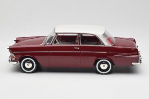 Opel Rekord P2 Dunkelrot & Weiß BoS Models 1:18 BOS415 Resin — Bild 3 von 6