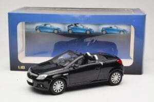 Opel Tigra TwinTop B Schwarz Norev 1:18 183600 Druckguss — Bild 8 von 8