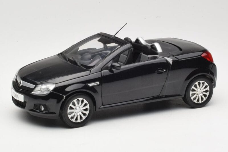 Opel Tigra TwinTop B Schwarz Norev 1:18 183600 Druckguss