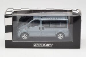 Opel Vivaro A Blaugrau Minichamps 1:43 VIVARO001 Druckguss — Bild 4 von 4