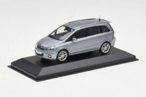 Opel Zafira A OPC Light Blue Metallic Minichamps 1:43 ZAFIRA001 Druckguss — Bild 2 von 4