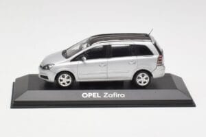 Opel Zafira B Silber Minichamps 1:43 1799109 Druckguss